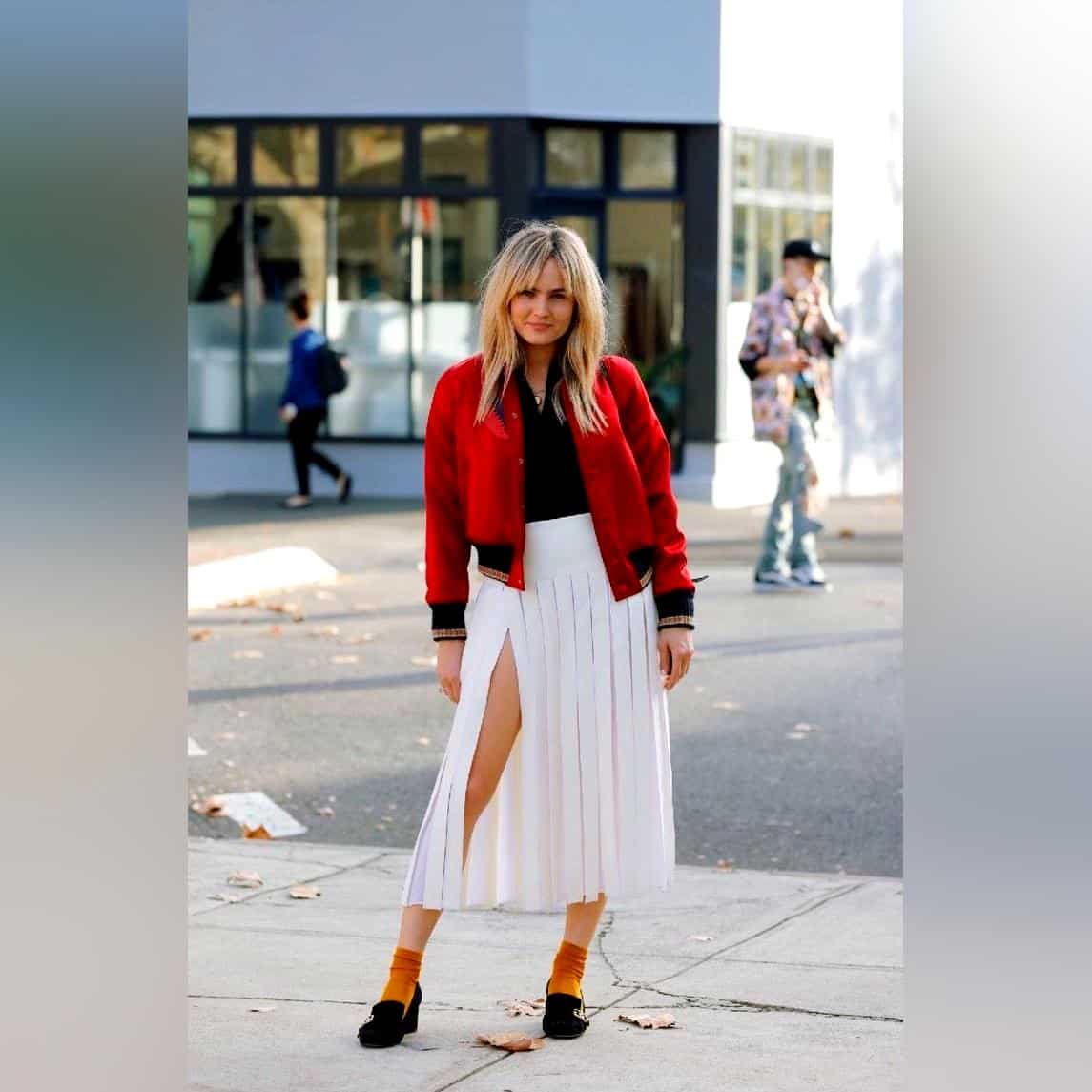 How to Style Pleated Skirts Outfit: Easy Fashion Tips 2023