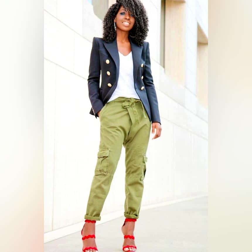 Are Women's Cargo Pants in Style: Find Out Why 2023