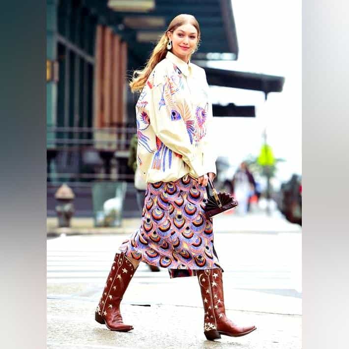 How to Wear Cowboy Boots: Tips, Outfit Ideas, and Trends for Women 2023