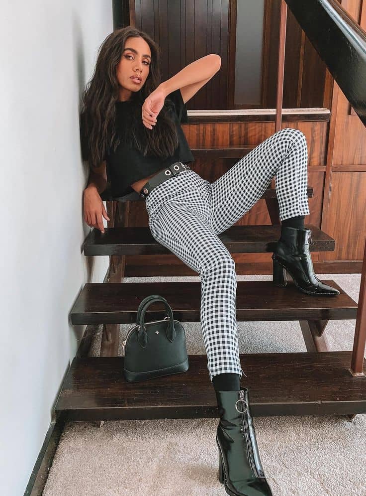 Are Houndstooth Pants In Style 2023