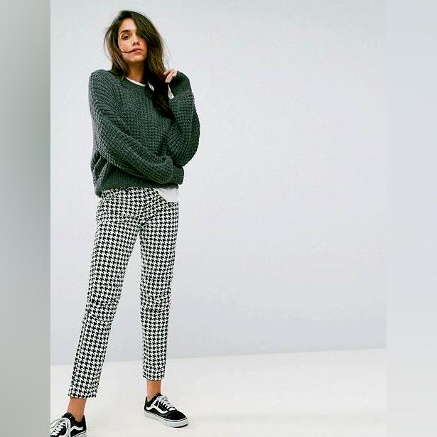 Does Houndstooth Go Out Of Style: A Simple Guide For Women 2023