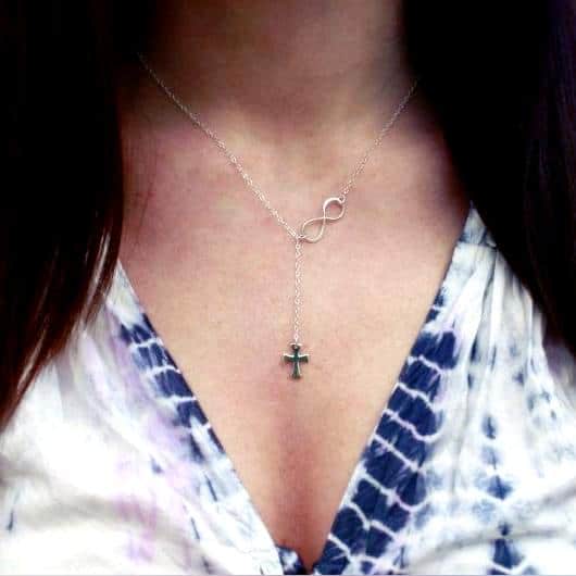 Are Lariat Necklaces In Style 2023