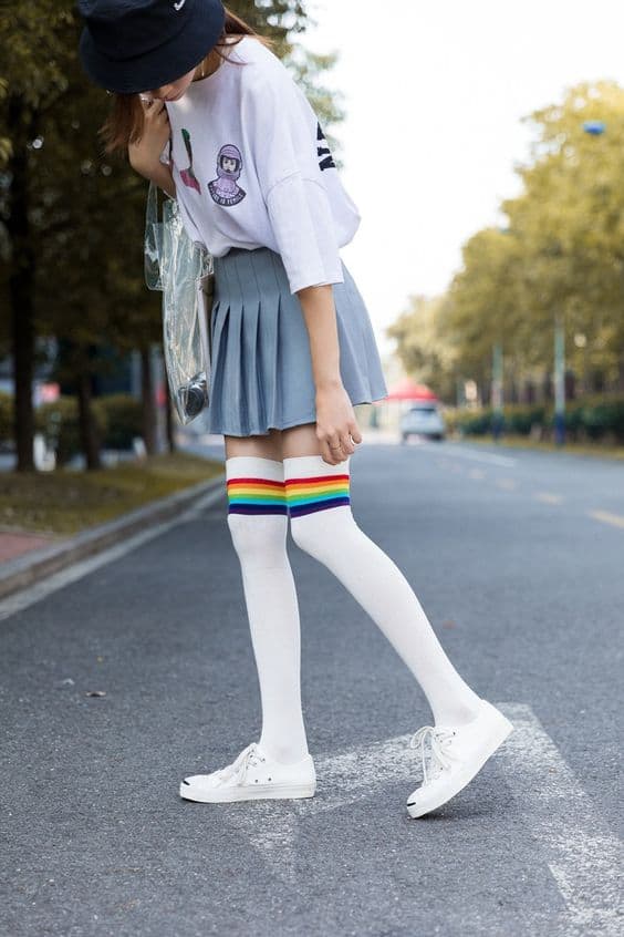 What Can I Wear With White Knee High Socks 2023
