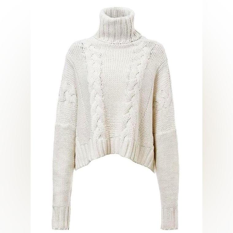 How Do You Wear A White Knit Sweater 2023